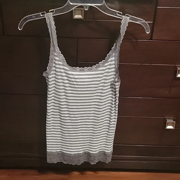 Gray and white striped tank top size large juniors - Picture 1 of 3